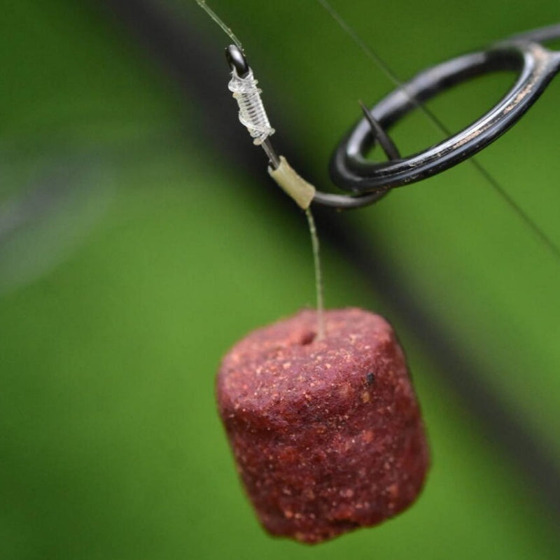 Dynamite Pre-Drilled Big Fish River Barbel Pellets 1.8kg