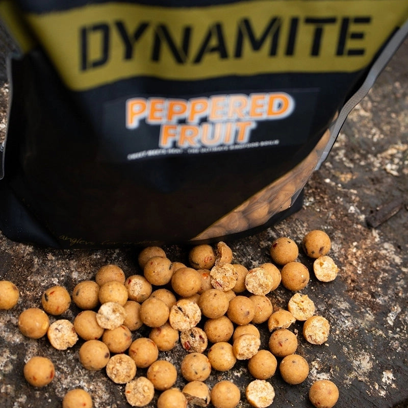 Dynamite Baits Peppered Fruit Boilies 1kg