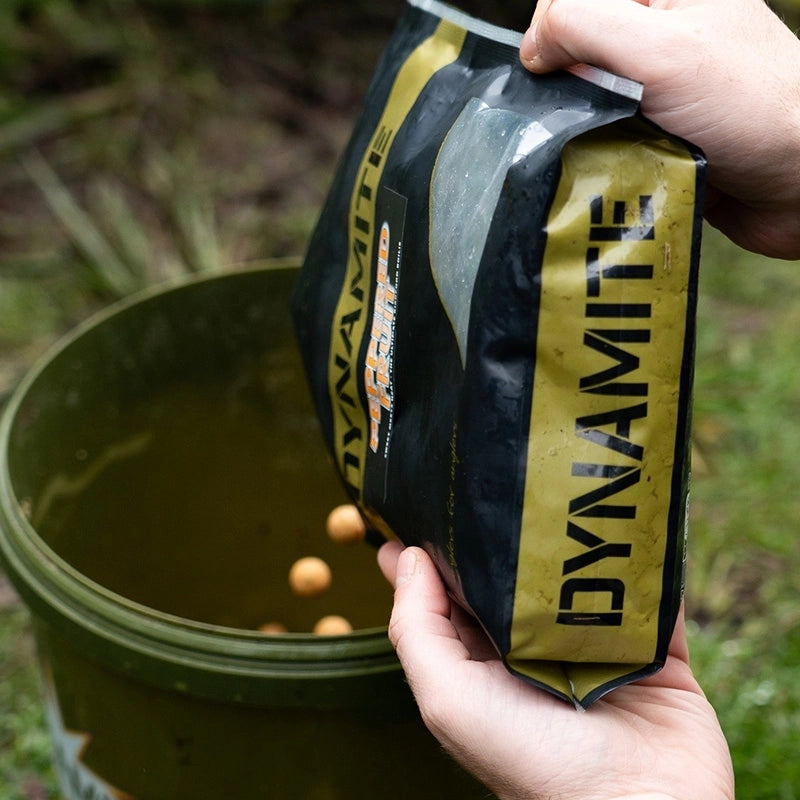 Dynamite Baits Peppered Fruit Boilies 1kg