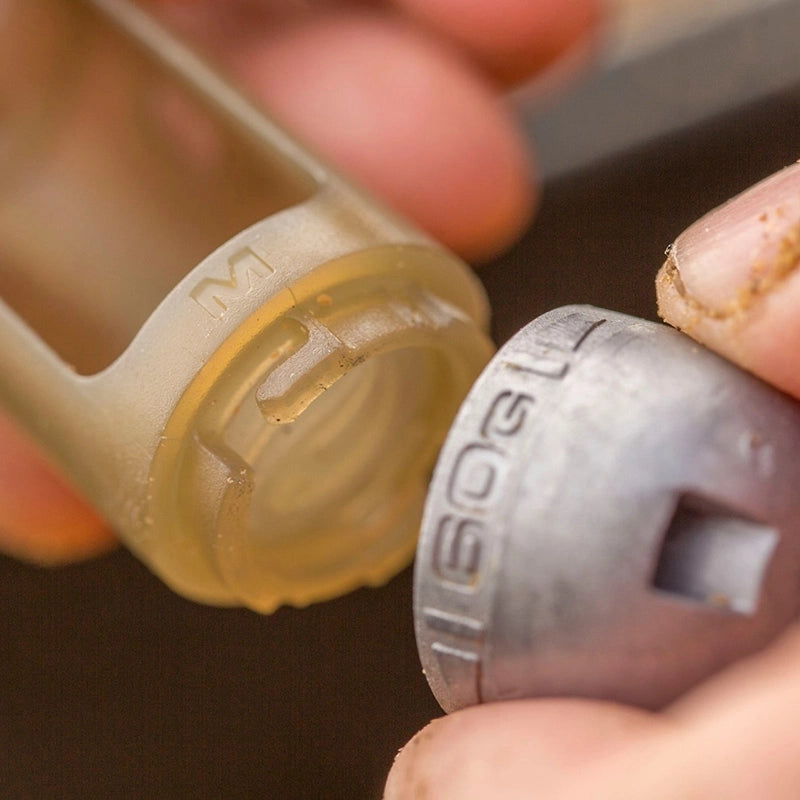 Guru X-Change Window Feeders Solid