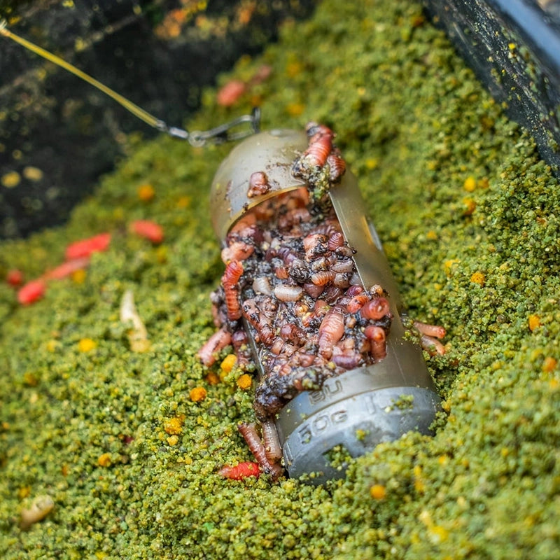 Guru X-Change Window Feeders Solid