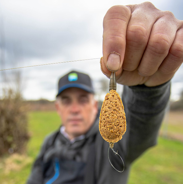 Preston ICS In-Line Banjo XR Feeders