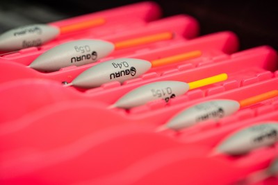 Guru Bobbie Pole Floats