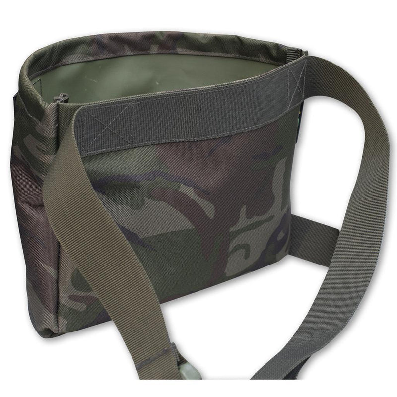 ESP Camo Belt Bucket - Lobbys Tackle