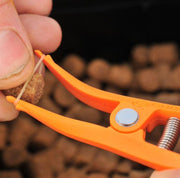 Guru Pellet Pliers - Lobbys Tackle